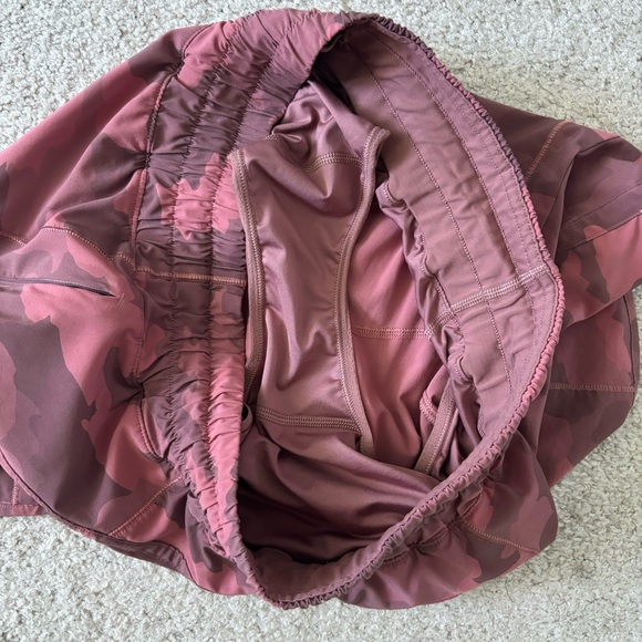 Lululemon Track That Shorts Pink Camo Brier Rose 5” - Picture 6 of 6